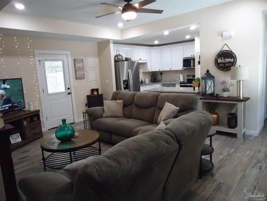 OPPORTUNITY KNOCKS AGAIN! THIS DESIRABLE HOME IS BACK ON THE - photo 3