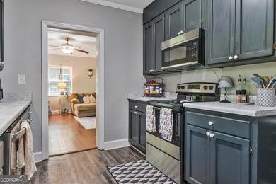 Welcome home to 201 Lakeside Dr. A 3 bed/ 2 bath brick ranch - photo 6
