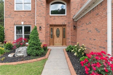 Freshly updated and move in ready, this stunning 4 bedroom home - photo 2