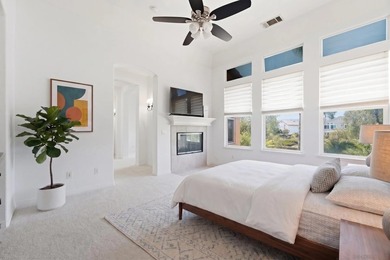 Spacious & bright. This 5 BR / 4.5 BA home, boasting 3,639 - photo 22