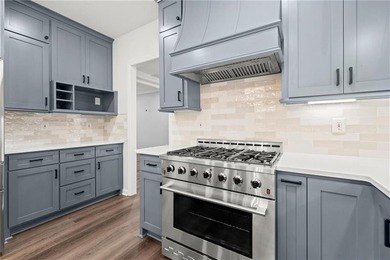 Freshly updated and move in ready, this stunning 4 bedroom home - photo 9