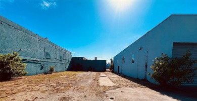 Prime redevelopment opportunity at 1031 NW 21st St - a - photo 4