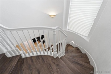 Spacious & bright. This 5 BR / 4.5 BA home, boasting 3,639 - photo 38