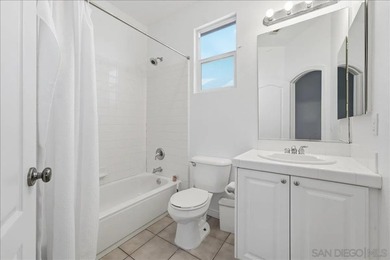 Spacious & bright. This 5 BR / 4.5 BA home, boasting 3,639 - photo 42