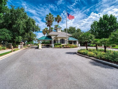 EXPERIENCE THE ULTIMATE LUXURY OF LAKEFRONT LIVING!! BACK ON THE - photo 3