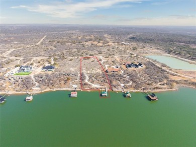 Lakefront Luxury Awaits at Deepwater Estates. Experience the - photo 3