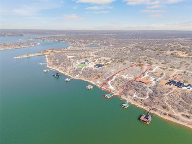 Lakefront Luxury Awaits at Deepwater Estates. Experience the - photo 4