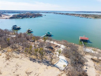 Lakefront Luxury Awaits at Deepwater Estates. Experience the - photo 9