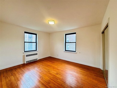 Welcome to a Spacious and well-maintained two-bedroom co-op - photo 20
