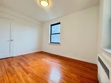 Welcome to a Spacious and well-maintained two-bedroom co-op - photo 21