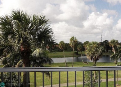 (private lake, pond, creek) Condo For Sale in Pompano Beach Florida