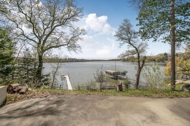 Enjoy lake life on beautiful Lake Julia part of the sought-after - photo 7