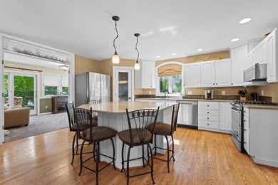 Lake living starts here! Nestled in the heart of Delafield, this - photo 8
