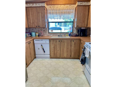 Swiss Village / Lot #326 / 2 Bedroom/2 Bath / 1,080 Sq. Ft. / - photo 12