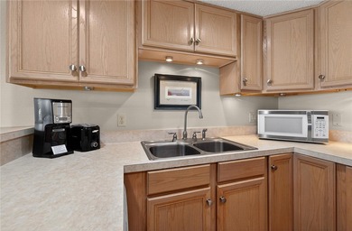 Gulfstream Condominiums, a FAVORITE on the beach, North Padre