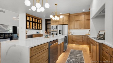 THIS is what luxury new construction at Lake of the Ozarks - photo 22
