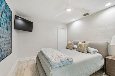 Set along 90 feet of deep-water frontage in the coveted Venetian - photo 31