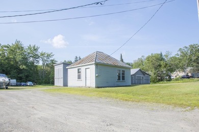 Great opportunity in Pleasant Ridge Plt., minutes from Wyman - photo 5