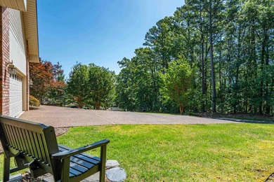 Discover the perfect blend of comfort, privacy, and lifestyle in - photo 42