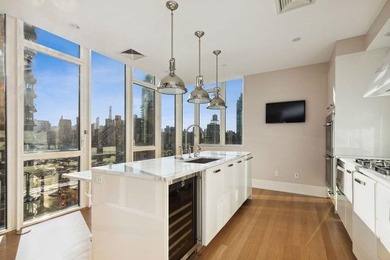 Welcome to this spacious corner condominium perfectly positioned - photo 4