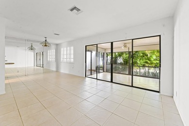 Welcome to this spacious home in the desirable Knob Hill - photo 11