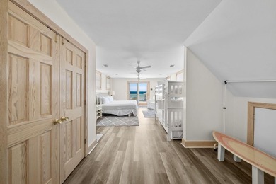 INVESTOR BUYERS TAKE A LOOK! This fully furnished, turnkey beach - photo 14