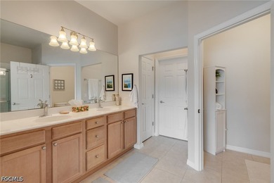 Discover comfortable and convenient living in this beautifully - photo 14