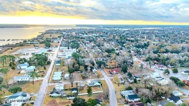 Large prepped residential lot on the cusp of the historic - photo 15