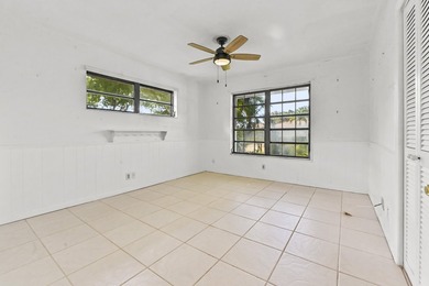 Welcome to this spacious home in the desirable Knob Hill - photo 21