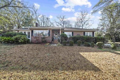 Charming All-Brick Ranch Just Steps from Downtown Eatonton! This - Lake Home For Sale in Eatonton, Georgia