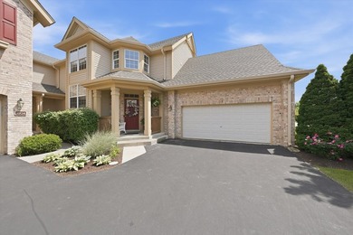 Welcome to 1506 Spyglass Circle, a stunning and meticulously - photo 3