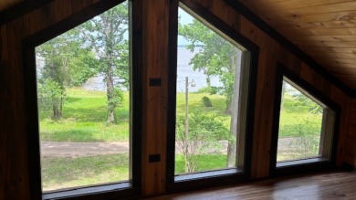 Stunning Lakeview/ waterfront Cabin + Waterfront Lot - photo 23