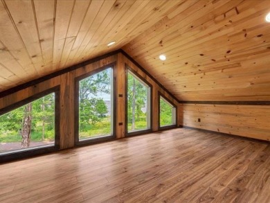 Stunning Lakeview/ waterfront Cabin + Waterfront Lot - photo 18