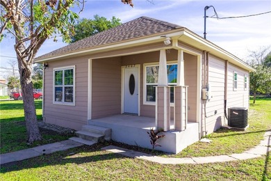 Welcome to 2407 Mary Street sitting on .36 of an acre! This - photo 1
