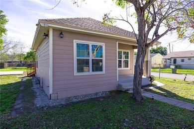 Welcome to 2407 Mary Street sitting on .36 of an acre! This - photo 3