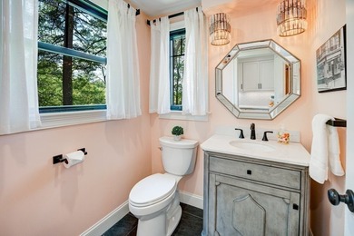 OFFER DEADLINE: 5 PM MONDAY, JUNE 8 - Lakefront living at its - photo 11