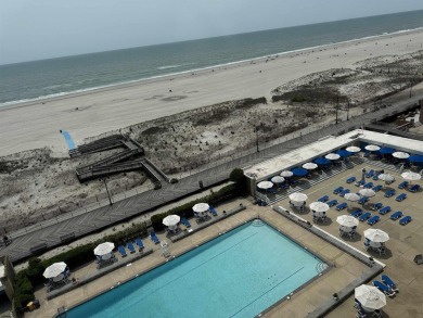 Stunning Ocean Views from the Penthouse! Don't miss this