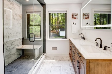 OFFER DEADLINE: 5 PM MONDAY, JUNE 8 - Lakefront living at its - photo 18