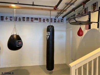 Stunning Ocean Views from the Penthouse! Don't miss this