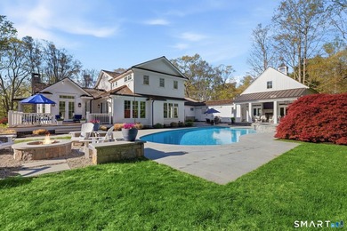 A rare offering indeed! Welcome to 4 Charcoal Lane, an unrivaled - photo 1