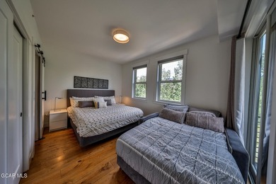 Sunny condo on a quieter street in Grand Lake. This spacious one - photo 21