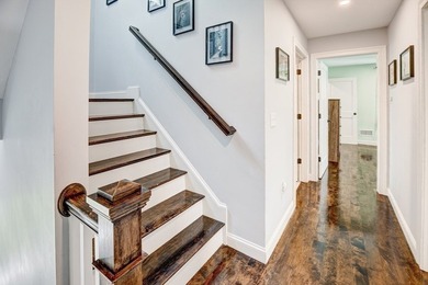 OFFER DEADLINE: 5 PM MONDAY, JUNE 8 - Lakefront living at its - photo 22