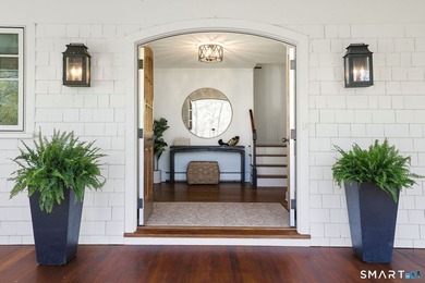 A rare offering indeed! Welcome to 4 Charcoal Lane, an unrivaled - photo 6