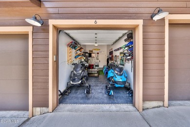 Sunny condo on a quieter street in Grand Lake. This spacious one - photo 28