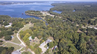 2 CABINS for a combined total of 3 bedrooms and 2 bathrooms and - photo 32