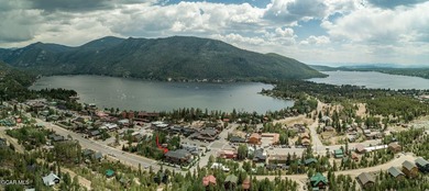 Sunny condo on a quieter street in Grand Lake. This spacious one - photo 42