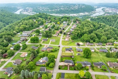 Stunning luxury multi-generational property on a professionally - photo 45