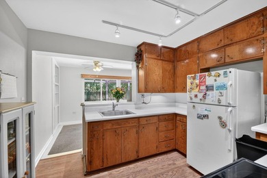 Now considering BACKUP OFFERS! Owner owned and occupied DUPLEX - photo 47