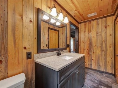 Stunning Lakeview/ waterfront Cabin + Waterfront Lot - photo 17