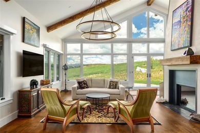 A custom-built legacy home within the gates of Marabou Ranch - photo 6